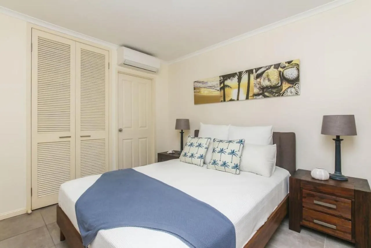 Inner City One Bedroom Apartment 27 Cairns 0*,  Australia